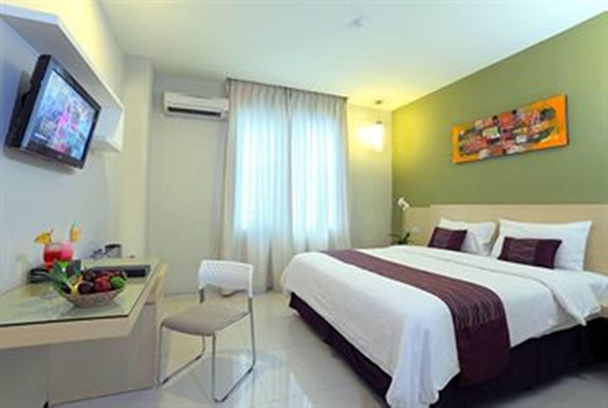 Lombok Plaza Hotel And Convention Mataram Exterior foto